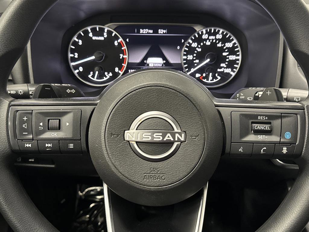 Used 2024 Nissan Rogue SV image 14