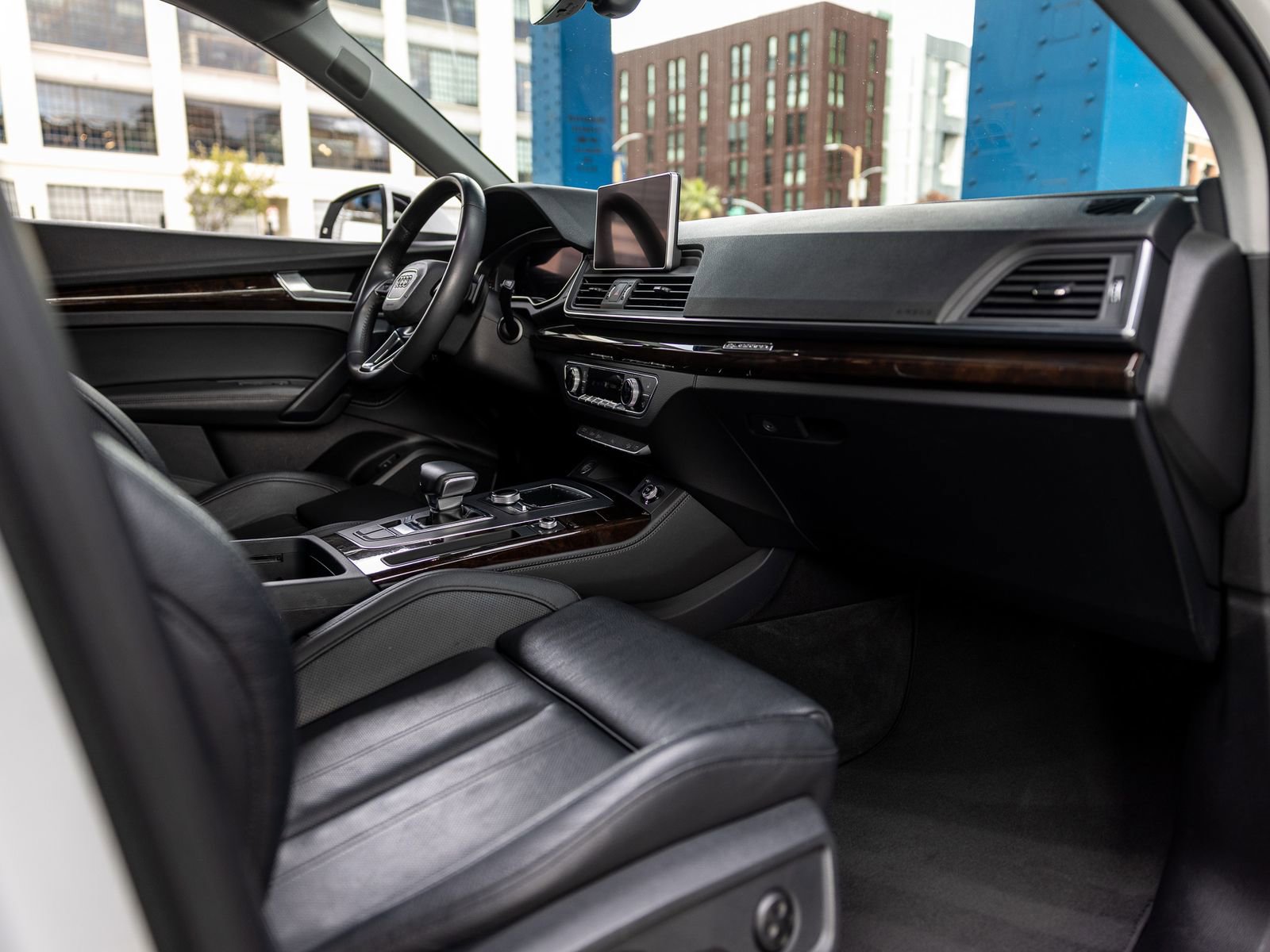 Used 2019 Audi Q5 2.0T Premium Plus w/ Premium Plus Package image 49