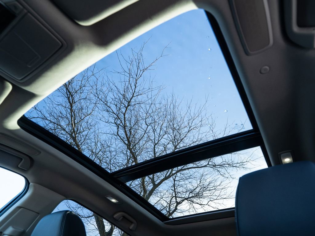 Certified 2025 Acura RDX w/ Technology Package image 29