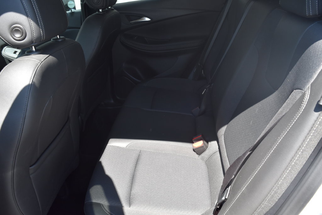 Used 2025 Buick Encore GX Preferred AWD/4WD image 10