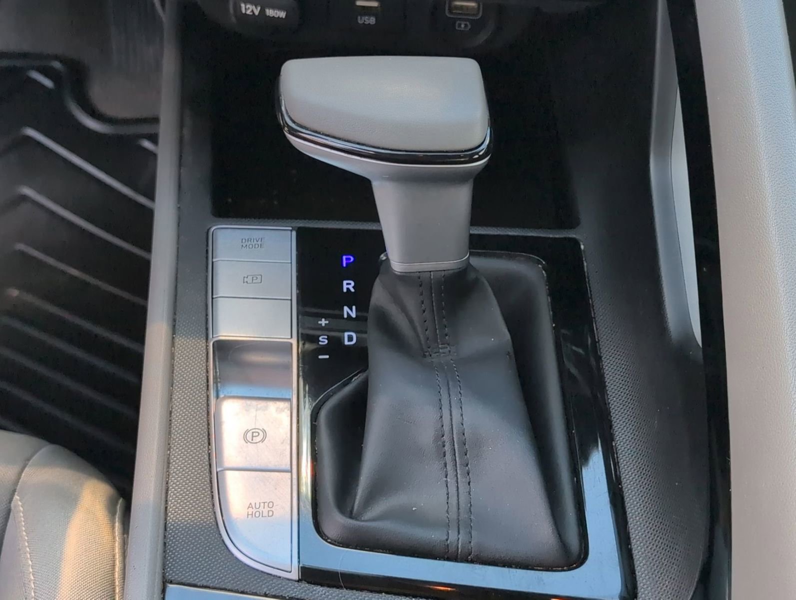 Used 2023 Hyundai Elantra SEL w/ Convenience Package FWD image 21