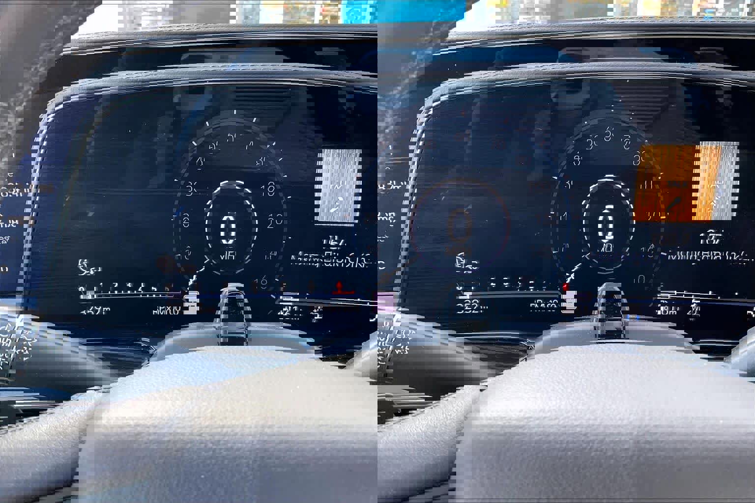 Used 2023 Cadillac Escalade Premium Luxury w/ Performance Package AWD/4WD image 24