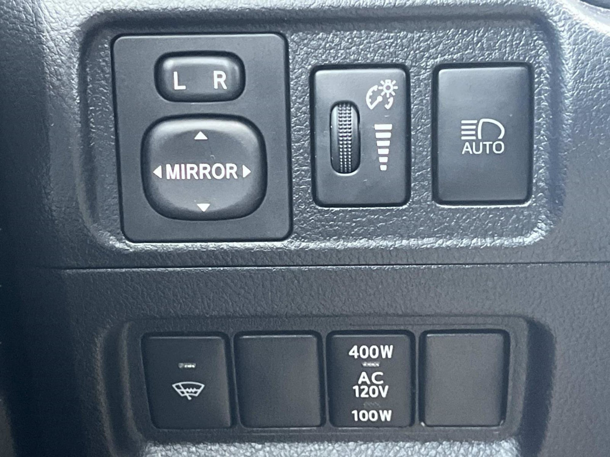 Used 2020 Toyota 4Runner Nightshade AWD/4WD image 32