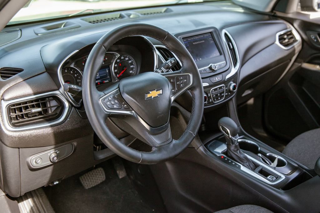 Used 2024 Chevrolet Equinox LT w/ Driver Convenience Package FWD image 10