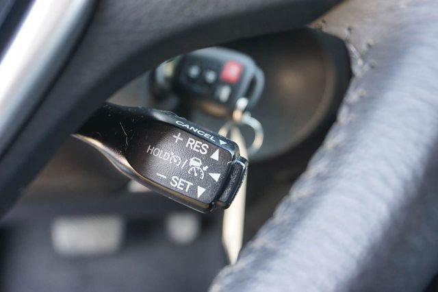Used 2018 Toyota Corolla SE FWD image 20
