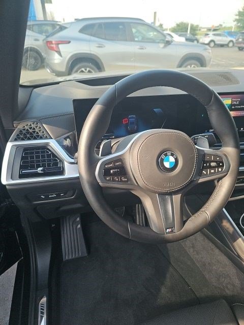 Used 2025 BMW X6 xDrive40i w/ Climate Comfort Package AWD/4WD image 10