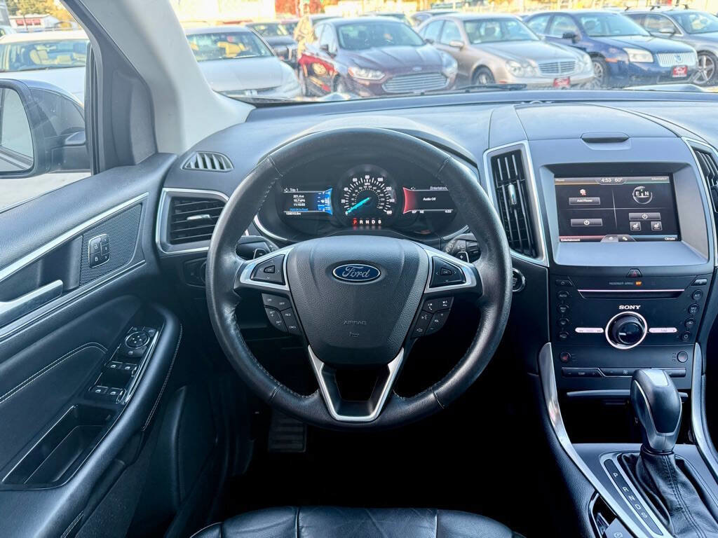 Used 2015 Ford Edge Titanium image 15