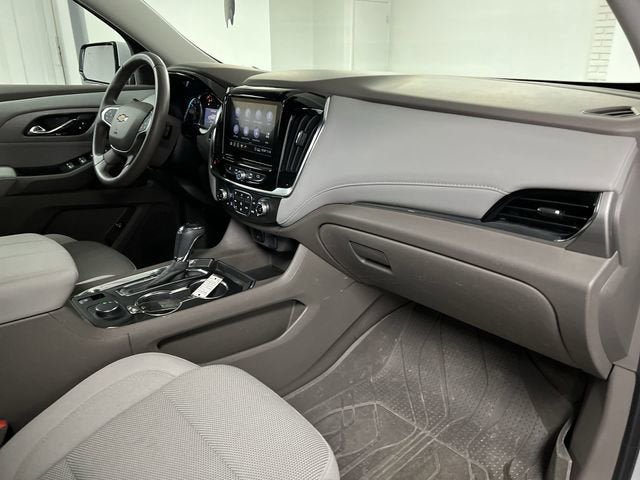 Certified 2020 Chevrolet Traverse LT FWD image 28