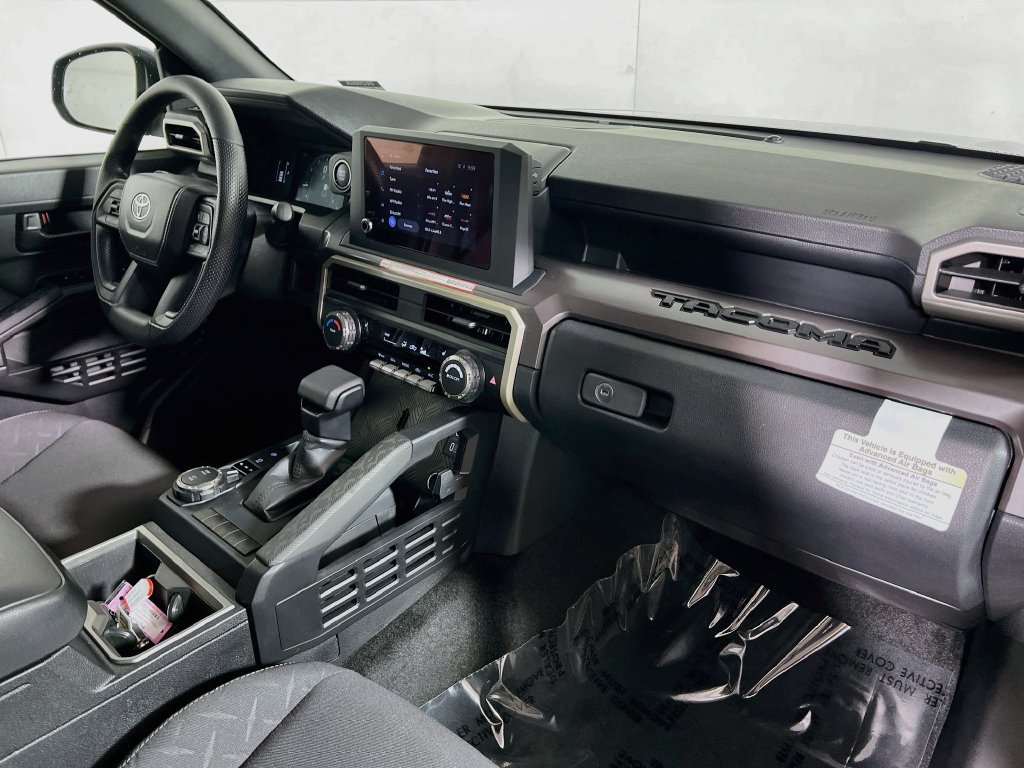 Certified 2026 Toyota Tacoma SR5 AWD/4WD image 25