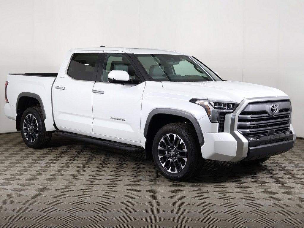Used 2025 Toyota Tundra Limited AWD/4WD image 56