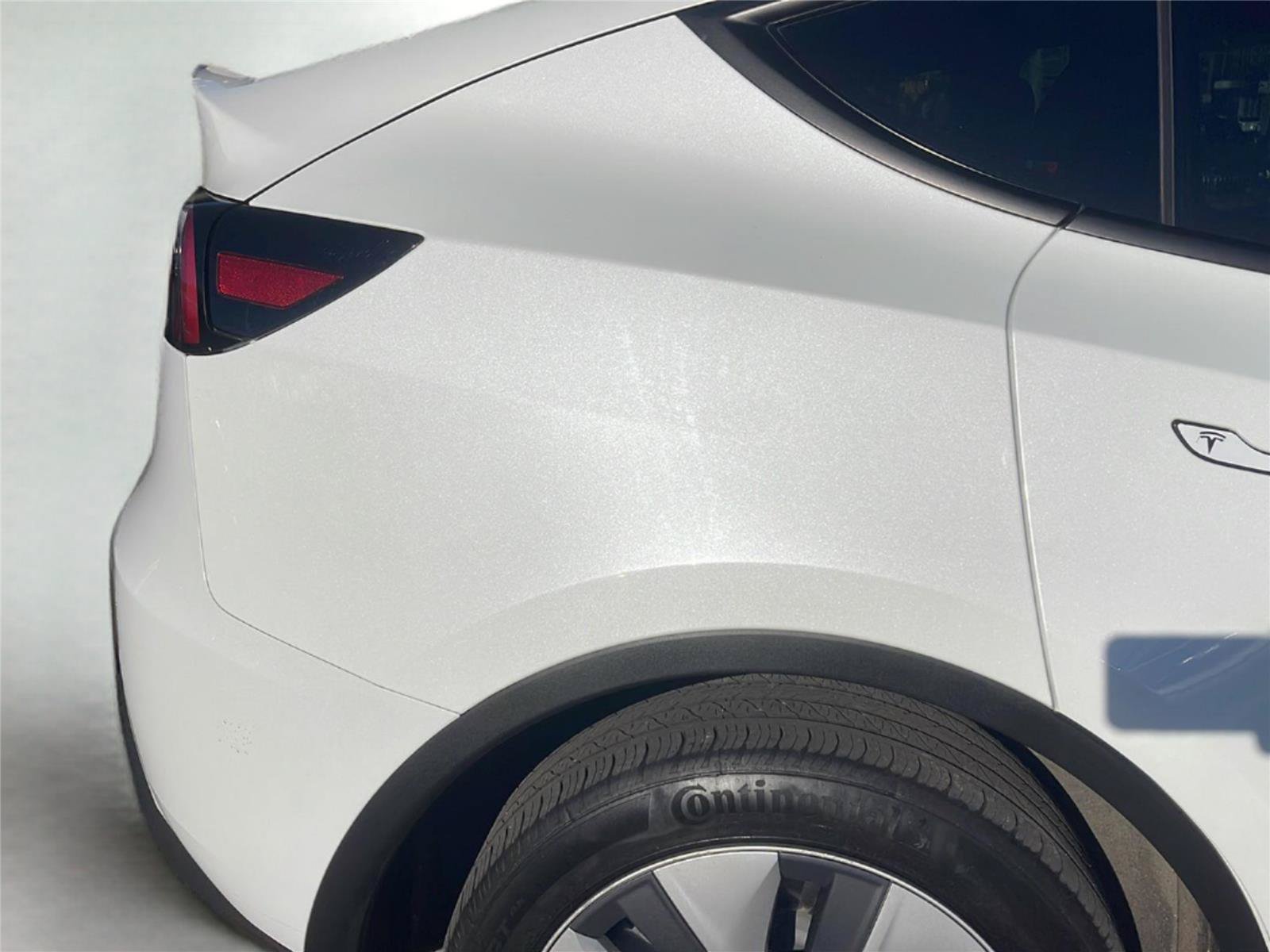 Used 2023 Tesla Model Y Performance AWD/4WD image 33