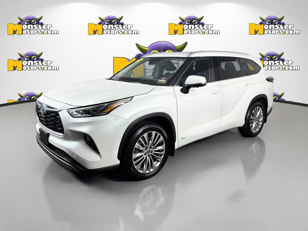 Used 2024 Toyota Highlander Platinum