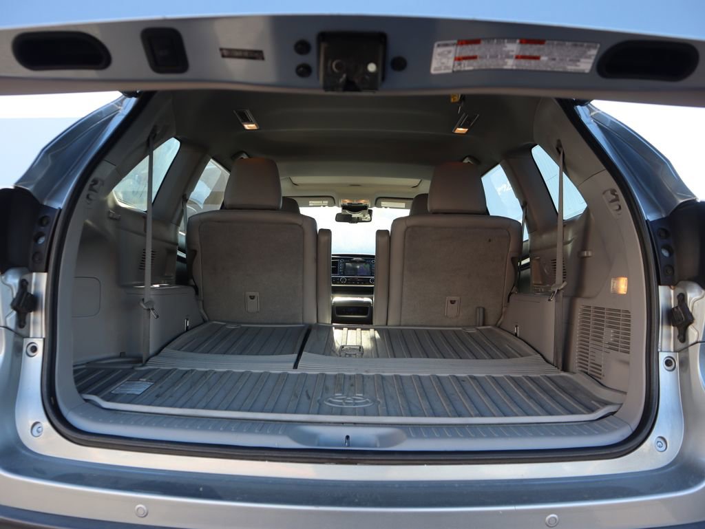 Used 2014 Toyota Highlander Limited image 12