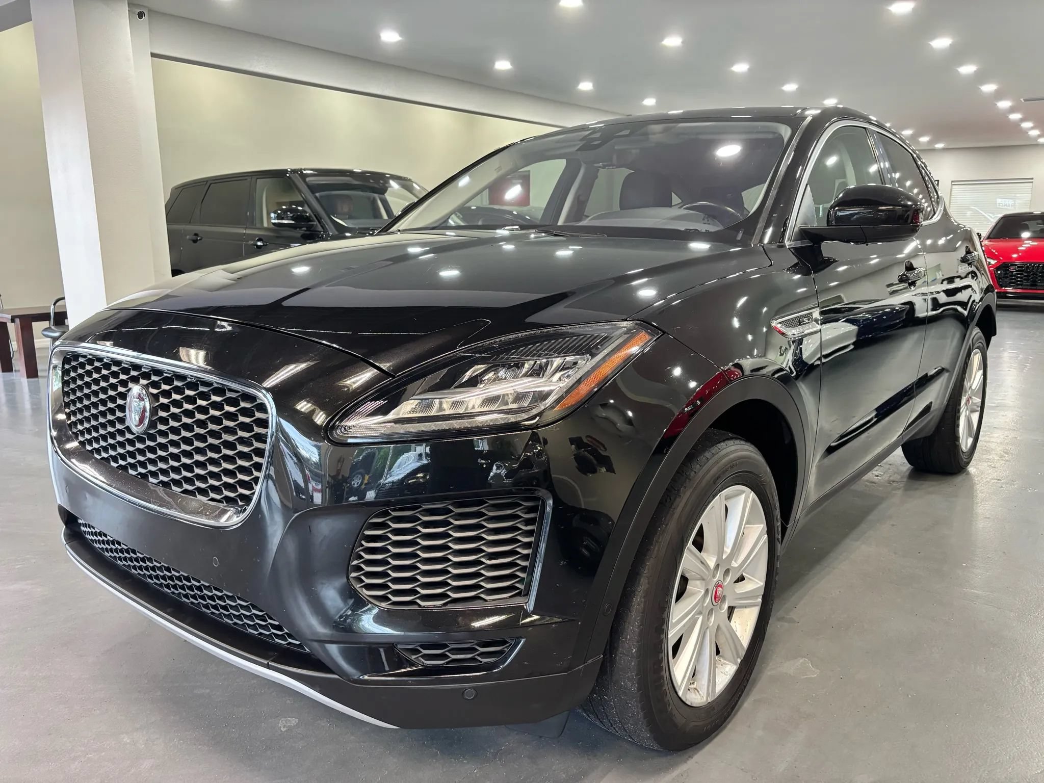 Used 2018 Jaguar E-PACE S AWD/4WD image 3