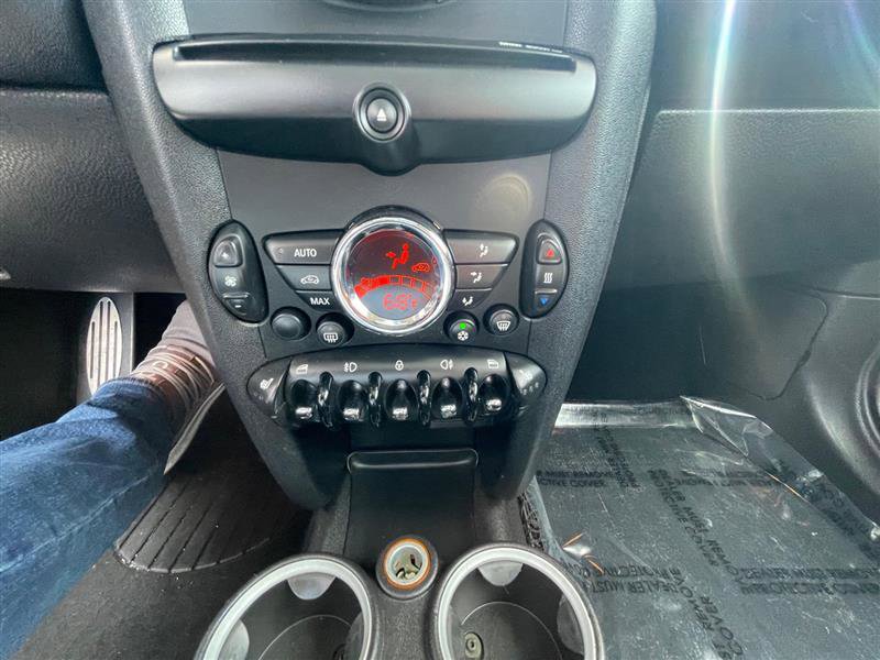 Used 2011 MINI Cooper Clubman S image 16