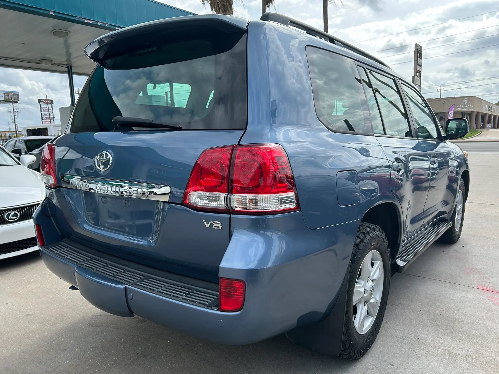 Used 2008 Toyota Land Cruiser AWD/4WD image 5