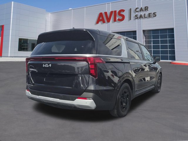 Used 2025 Kia Carnival FWD image 5