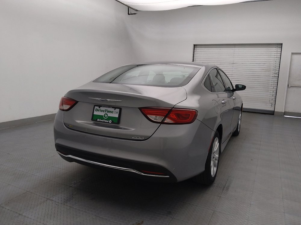 Used 2015 Chrysler 200 Limited FWD image 7
