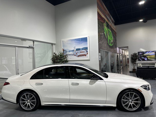 Used 2021 Mercedes-Benz S 580 4MATIC Sedan w/ AMG Line image 23