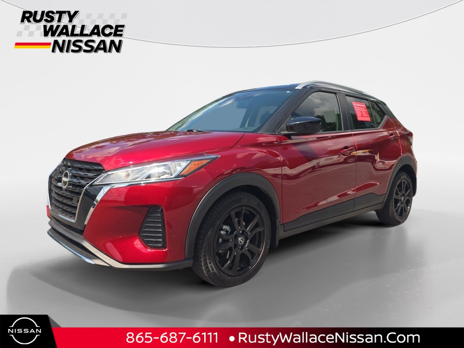 Used 2023 Nissan Kicks SV FWD image 1