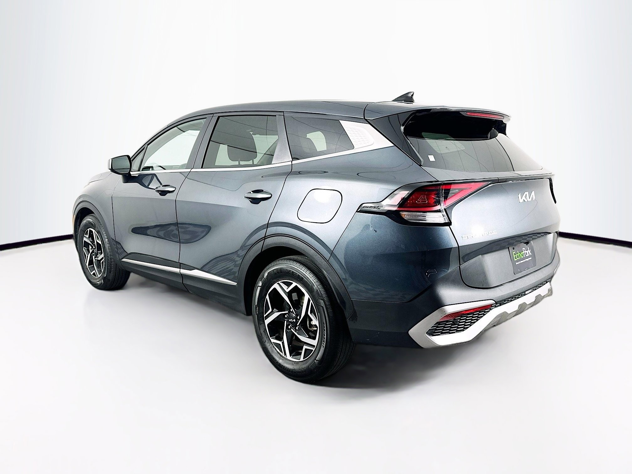 Used 2025 Kia Sportage LX image 5