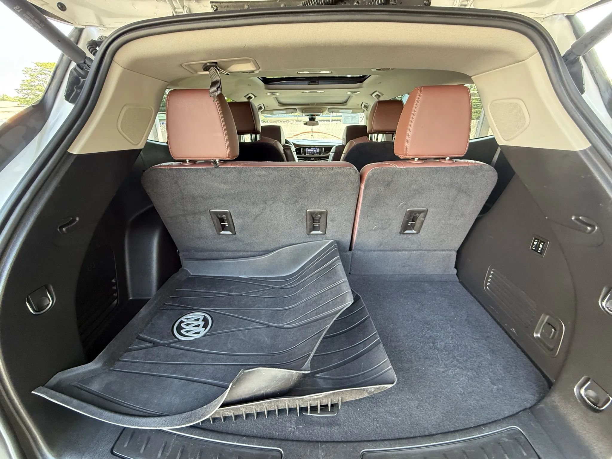Used 2021 Buick Enclave Avenir w/ Avenir Technology Package AWD/4WD image 71