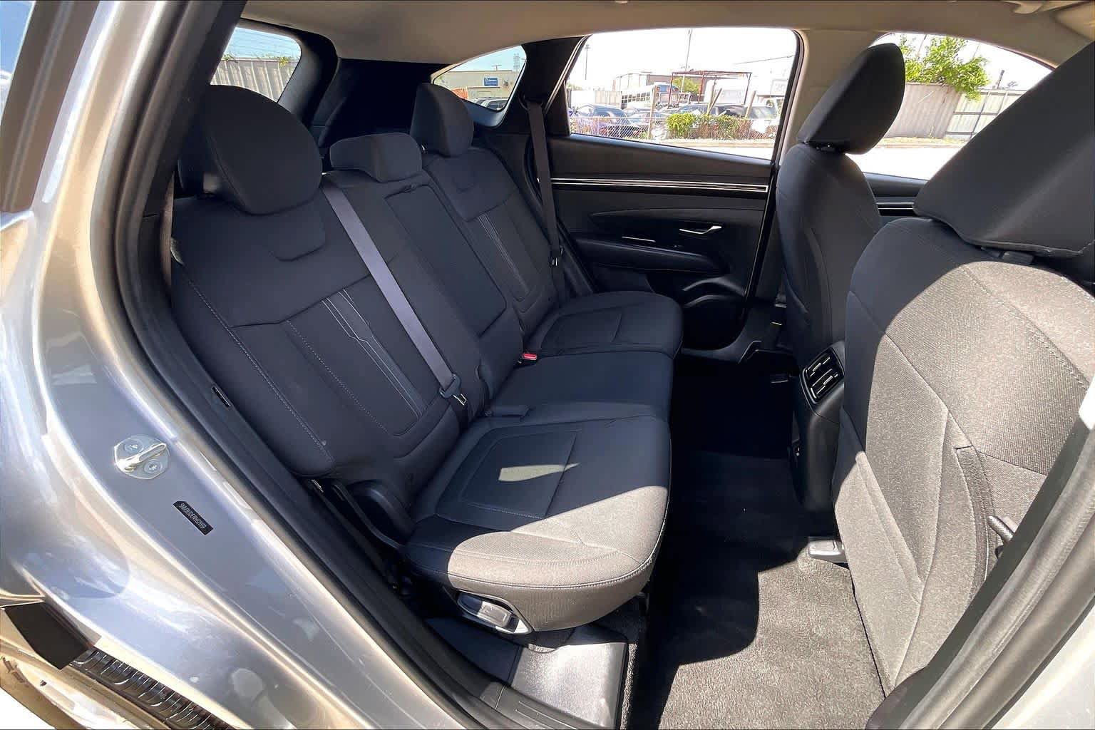 Used 2024 Hyundai Tucson SEL FWD image 40