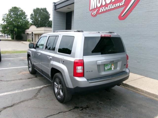 Used 2016 Jeep Patriot Sport w/ Power Value Group AWD/4WD image 9
