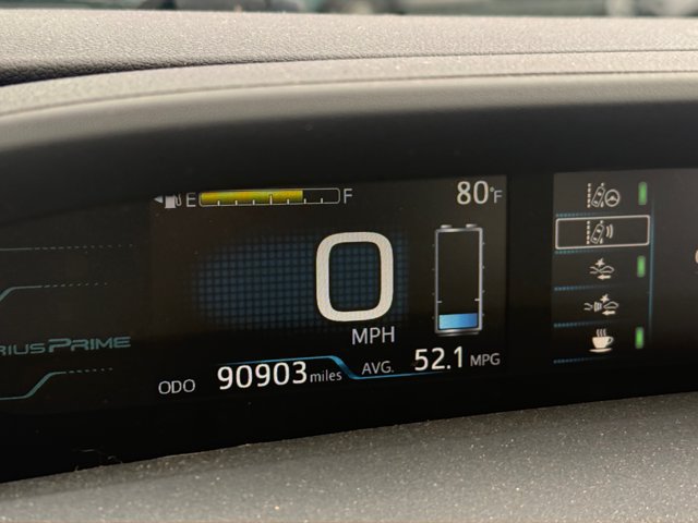 Used 2019 Toyota Prius Prime Premium FWD image 6