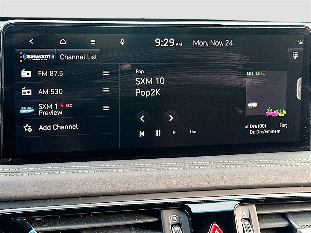 Used 2023 Genesis G70 2.0T image 15