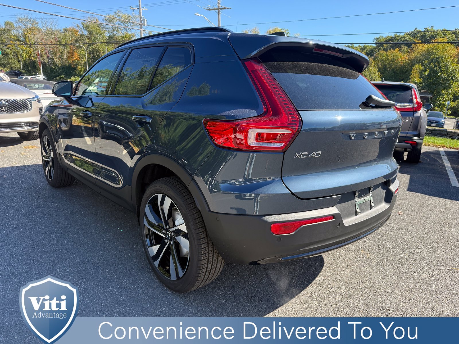 New 2026 Volvo XC40 B5 Ultra w/ Protection Package Premier AWD/4WD image 6