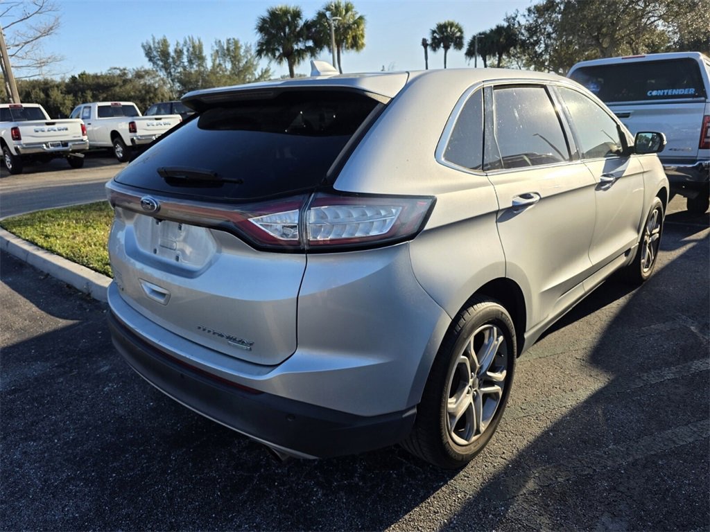 Used 2018 Ford Edge Titanium image 4