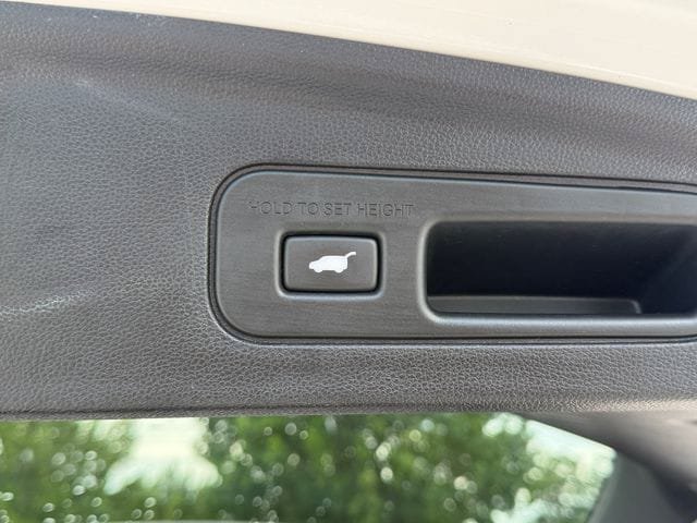 Certified 2024 Acura MDX SH-AWD image 18