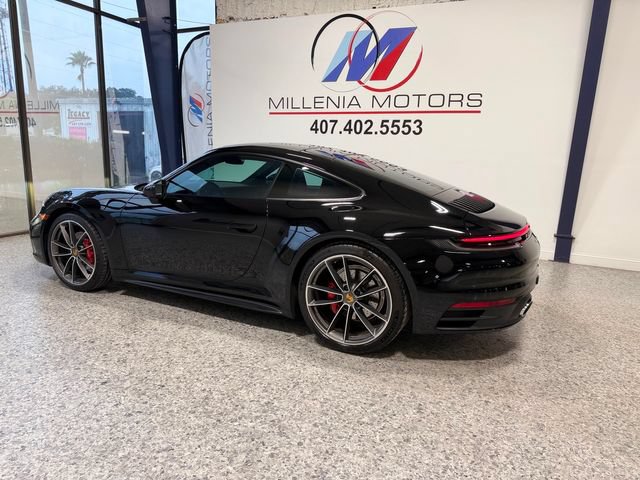 Used 2021 Porsche 911 Carrera RWD image 4