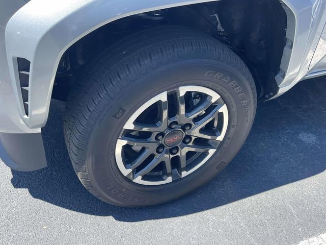 Used 2025 Toyota Tacoma TRD Sport image 6