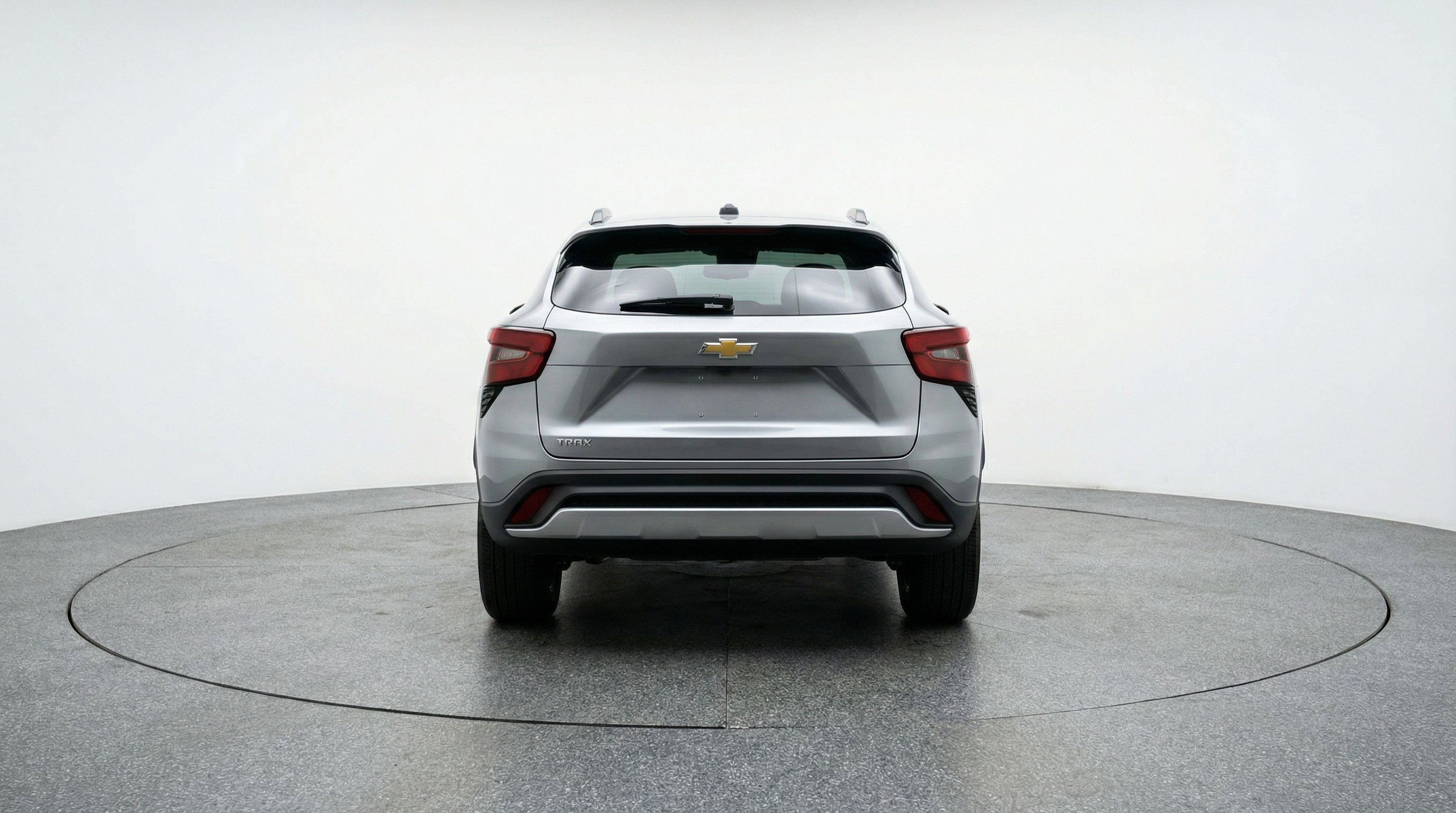 Used 2025 Chevrolet Trax LT FWD image 7
