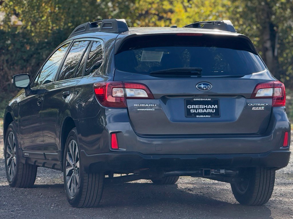 Used 2015 Subaru Outback 2.5i Limited AWD/4WD image 5