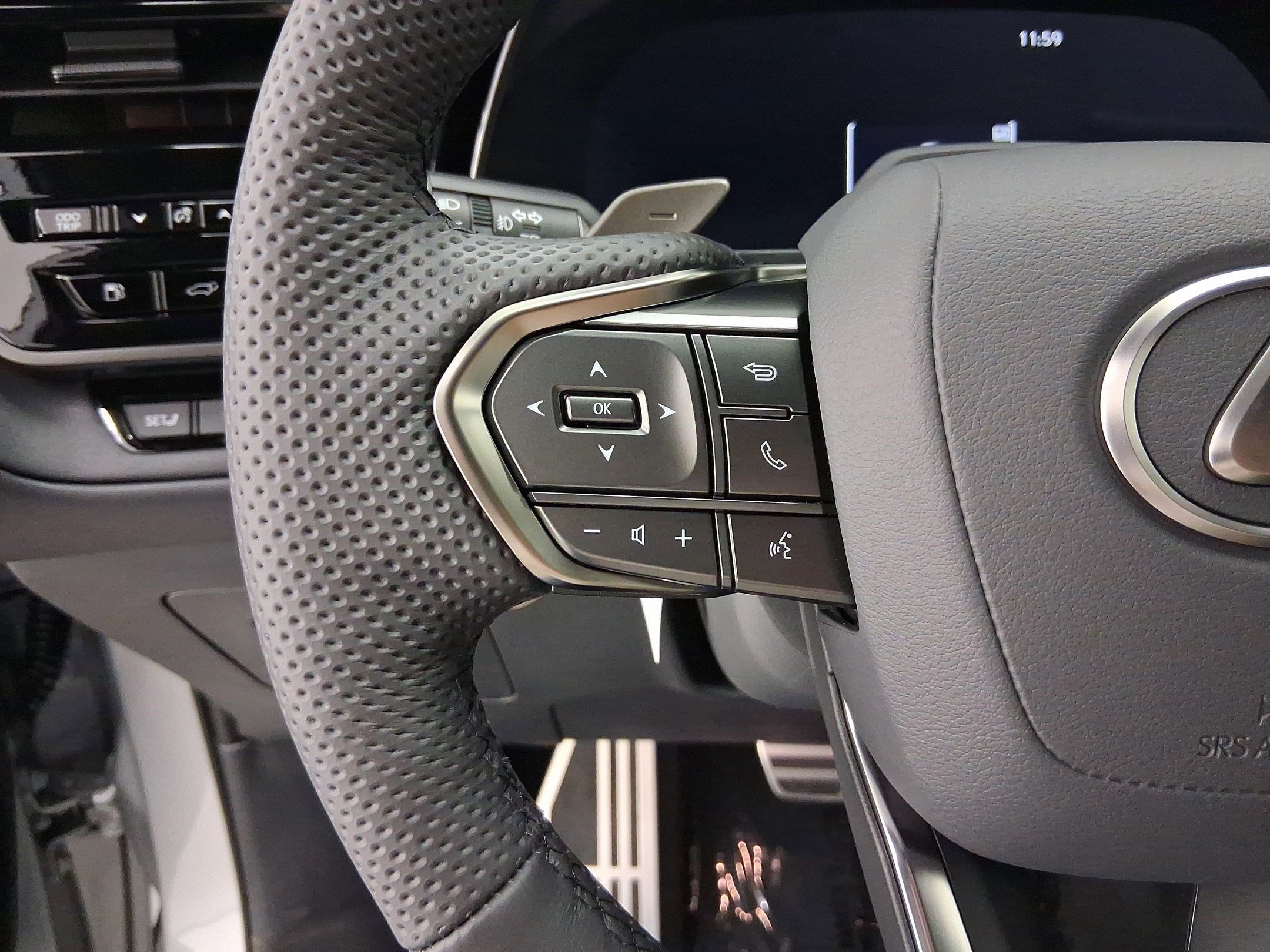 New 2026 Lexus TX 500h AWD image 13