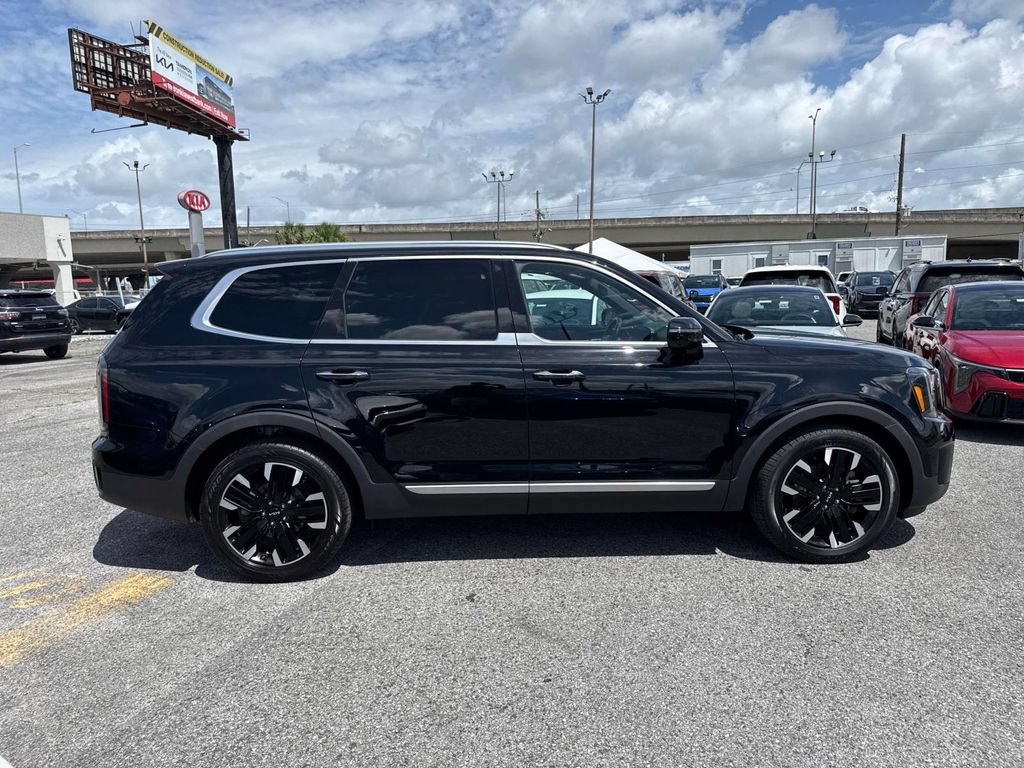 Used 2023 Kia Telluride SX AWD/4WD image 9