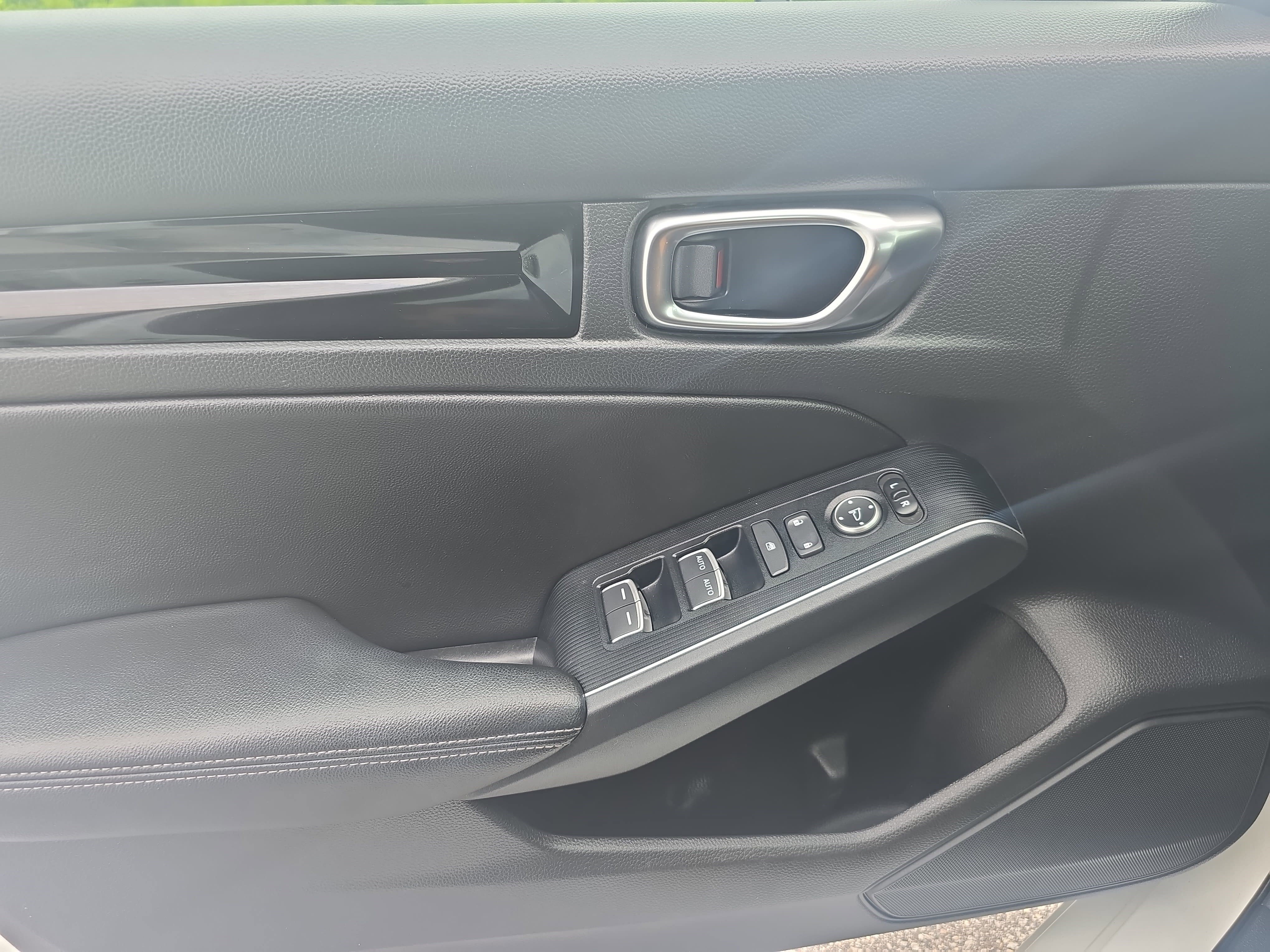 Used 2024 Honda Civic Sport Touring image 25