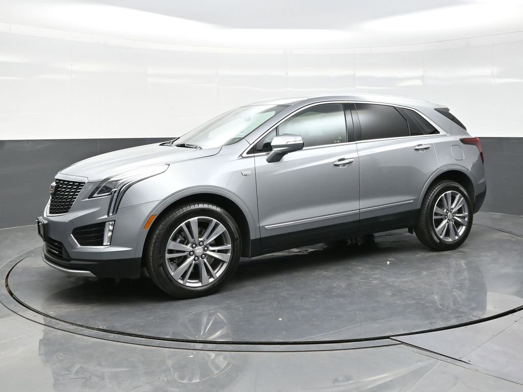 Certified 2025 Cadillac XT5 Premium Luxury image 3