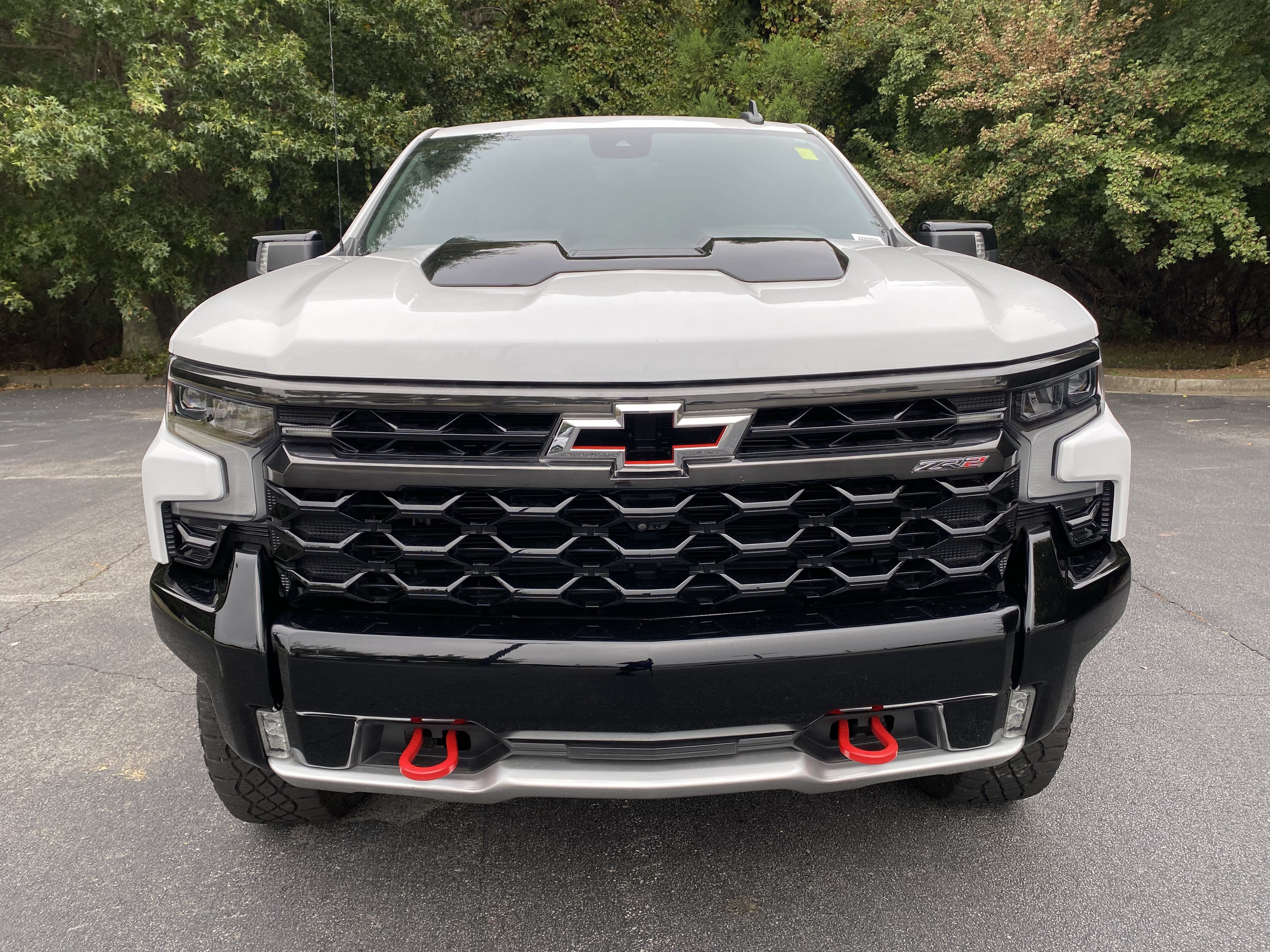 Used 2023 Chevrolet Silverado 1500 ZR2 w/ Technology Package AWD/4WD image 3