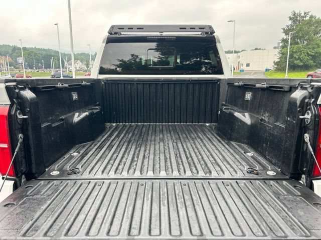 Certified 2024 Toyota Tacoma SR5 AWD/4WD image 15