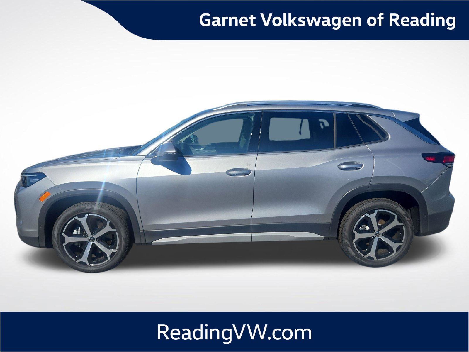 New 2026 Volkswagen Tiguan SE AWD/4WD image 2
