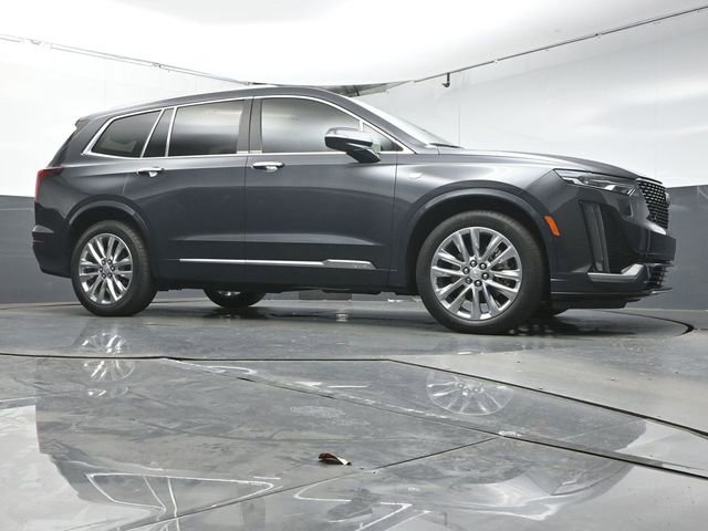 Used 2023 Cadillac XT6 Premium Luxury image 33