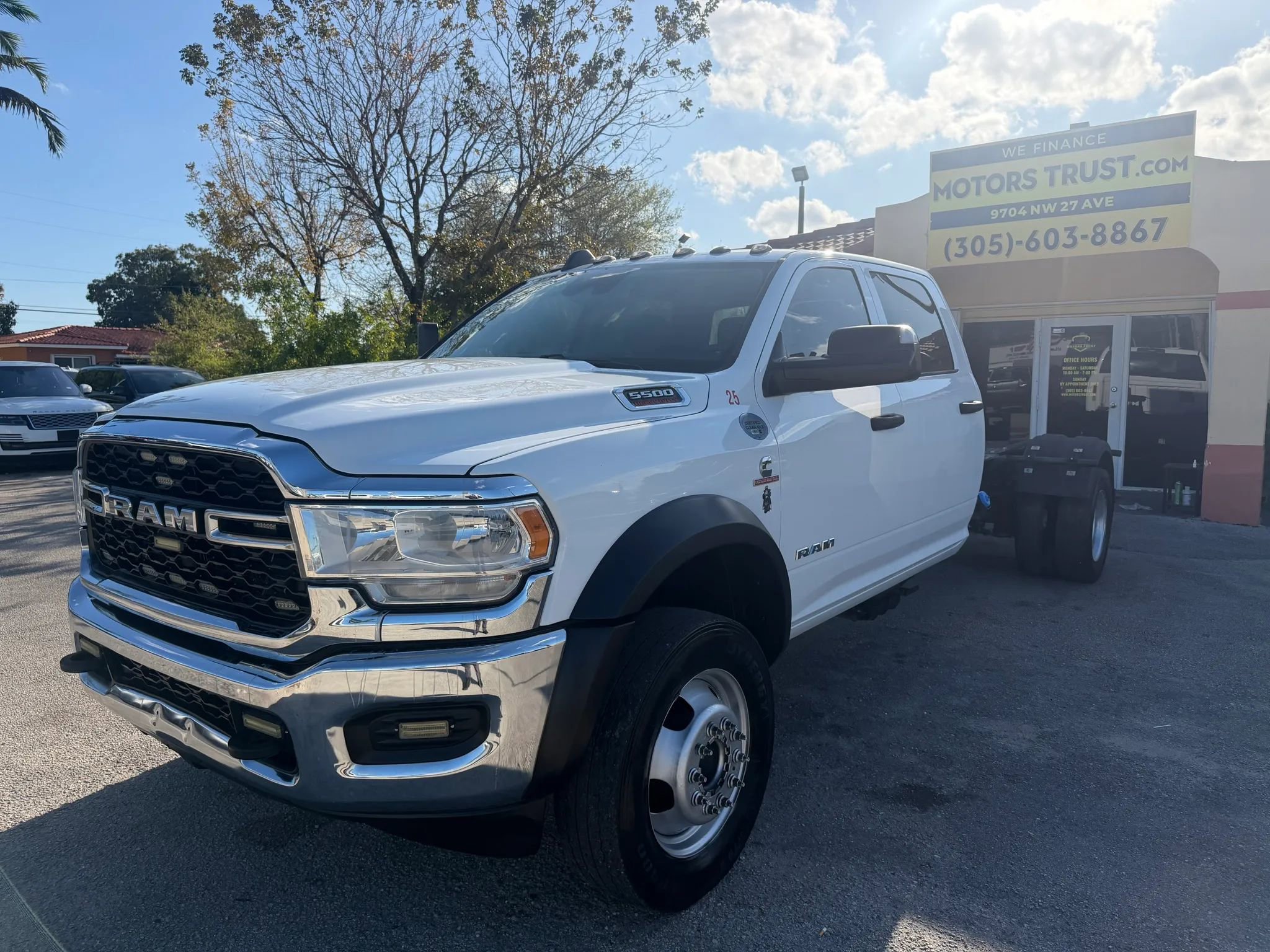 Used 2020 RAM 5500 Tradesman w/ Safety Group image 2