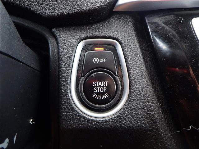 Used 2017 BMW 330i xDrive 330i xDrive image 22