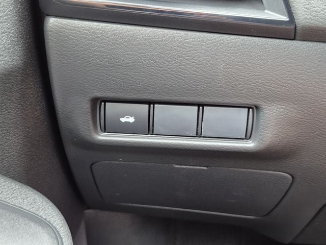 New 2027 Nissan Sentra SV w/ Floor Mat Package FWD image 10
