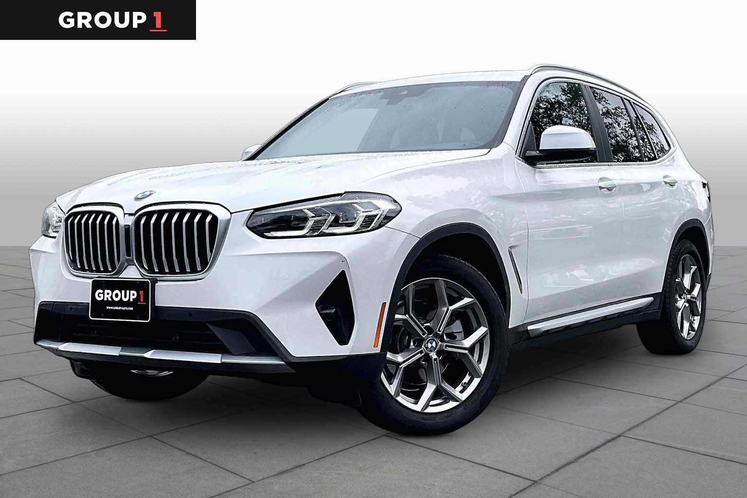 Used 2022 BMW X3 xDrive30i w/ Premium Package 2