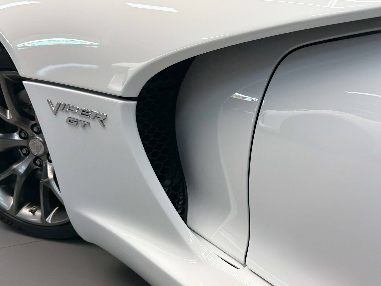 Used 2016 Dodge Viper w/ Quick Order Package 22J GT image 13